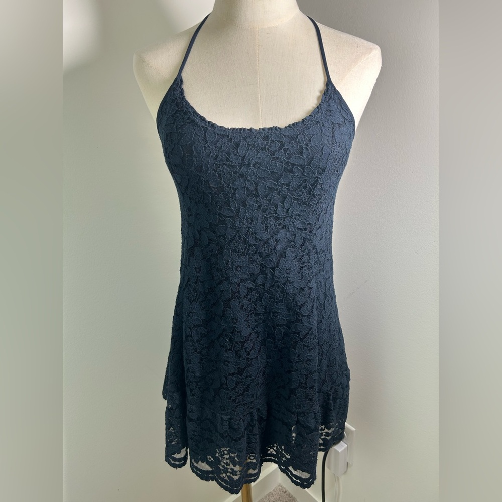 VINTAGE Y2K ABERCROMBIE & FITCH Lace Cross back Mini Dress